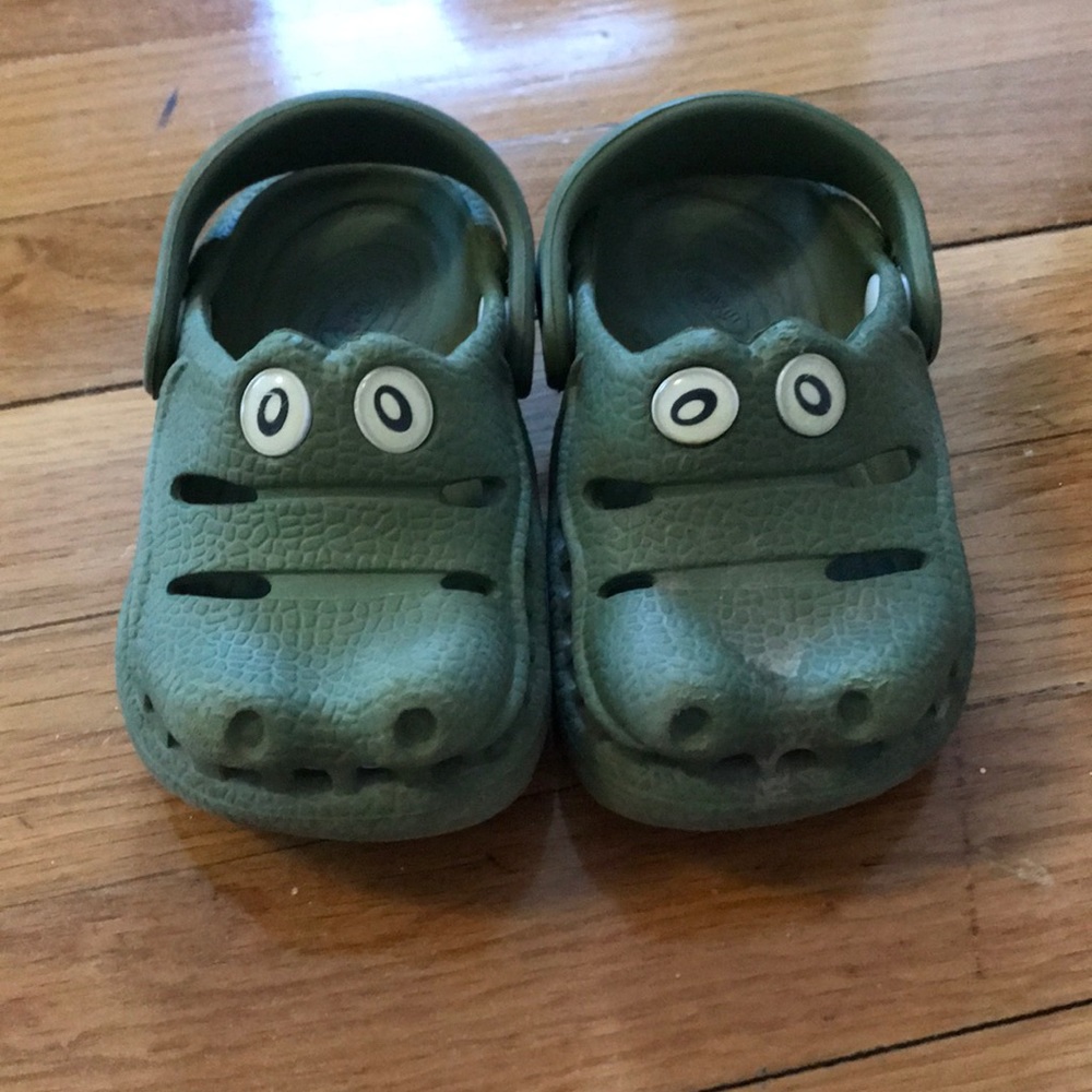 **RESERVED— Polliwalks Alligator slip on shoes. Size 6